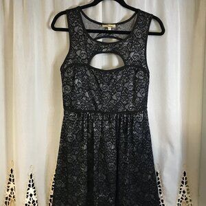 Cecico Black Sleeveless open back Mid Length Dress Size Large